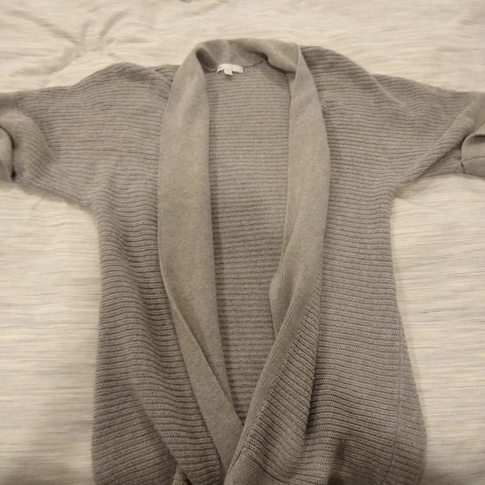 Gap open, short sleeve knit sweater